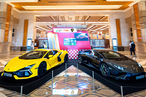 A Racing Legacy – Lamborghini Supercar Display