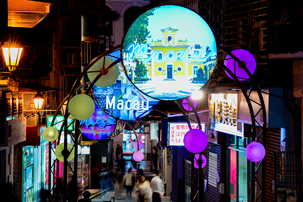 Illuminated Arches